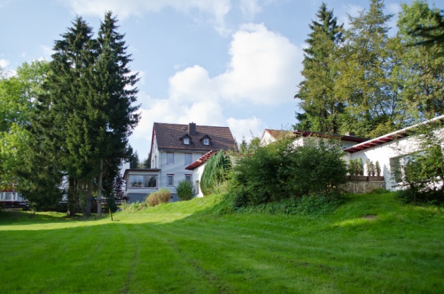 Riesiger Garten am Ferienhaus Monarda